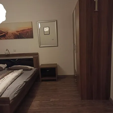 Schoene, Neu Renovierte Am Schloss Lejlighed Wolfsburg